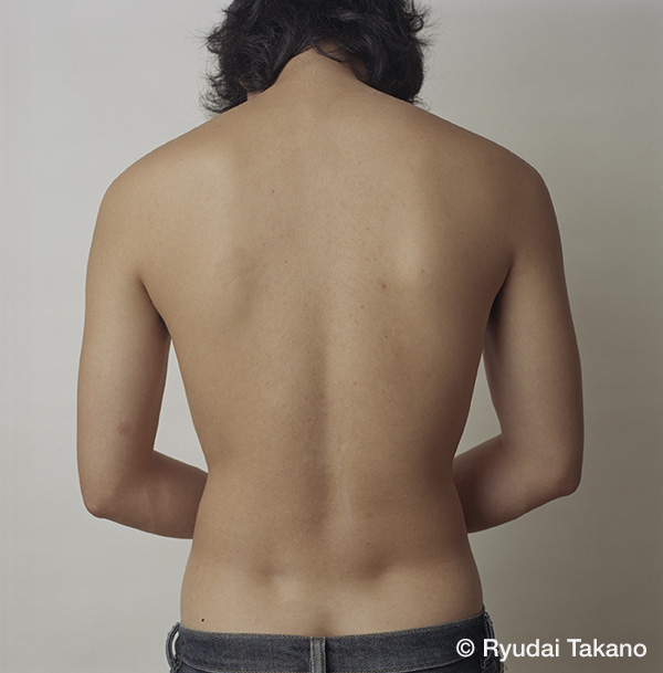鷹野隆大「in my room 6×6」｜UnoFOTO 京都写真美術館
