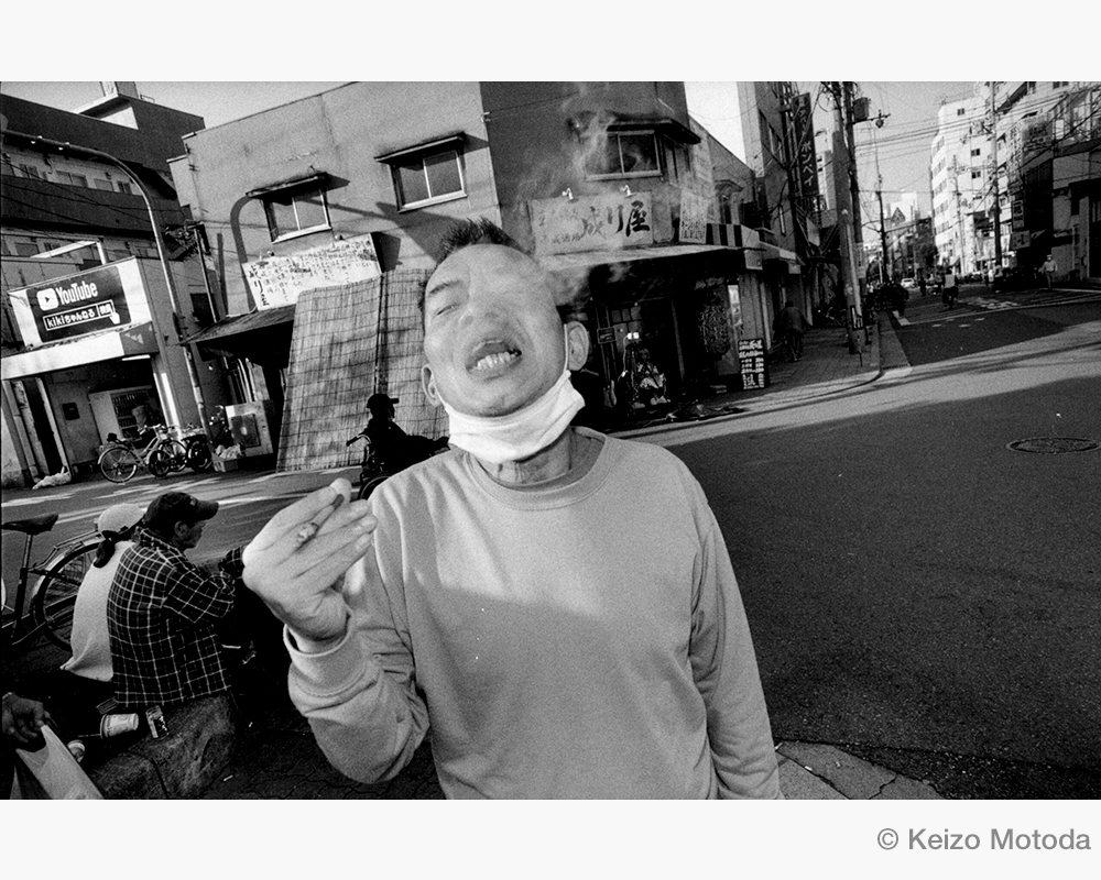 Motodablack　元田敬三　限定700部 元田敬三写真展「SHORT HOPE」｜UnoFOTO 京都写真美術館